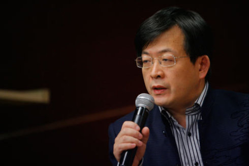 應邀主持搜狐高峰論壇 應邀主持搜狐高峰論壇