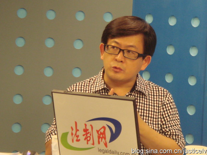 法制高端對話:黃陳之爭,國美屬於誰? 法制高端對話:黃陳之爭,國美屬於誰?
