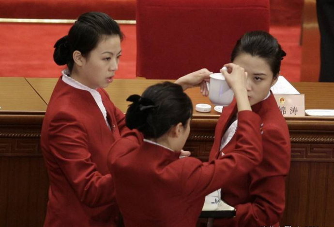 <em>美女</em>如云靓两会,<em>一派</em>国色映京城(多图)-赖国清
