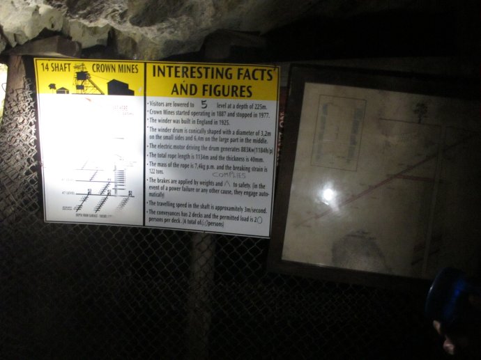 南非旅行记之五：深入地底二百米，金矿下面很血腥