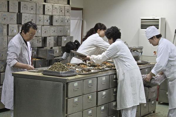 从北京到纽约：中药的阴暗面  