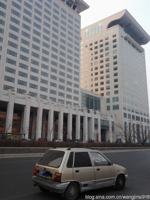 北京七星酒店下的贫苦生活