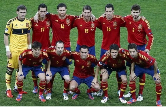 向神奇的西班牙球队致敬