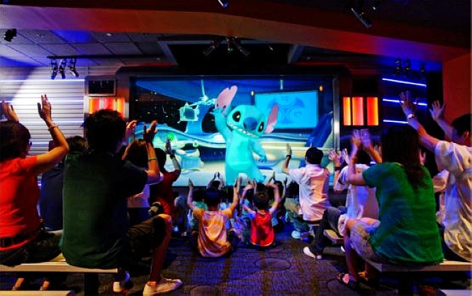 宇宙遨游梦想，在香港迪士尼乐园实现