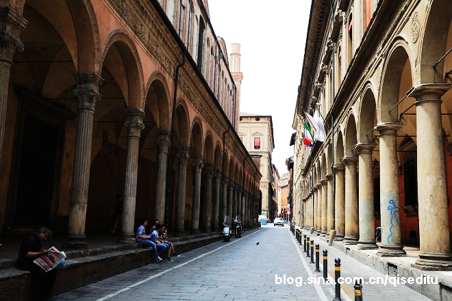 【意大利】博洛尼亚，拱廊中的百味人生