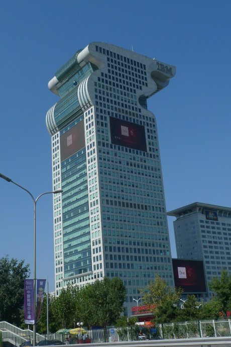 具象建筑与权力丑学
