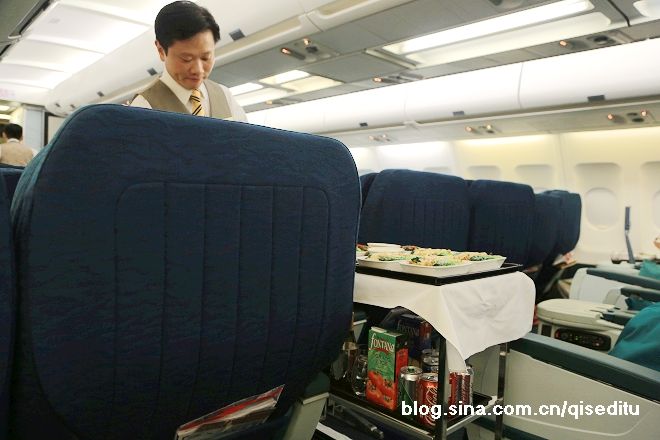 【东马+香港】港龙航空，一趟旅行畅游两地