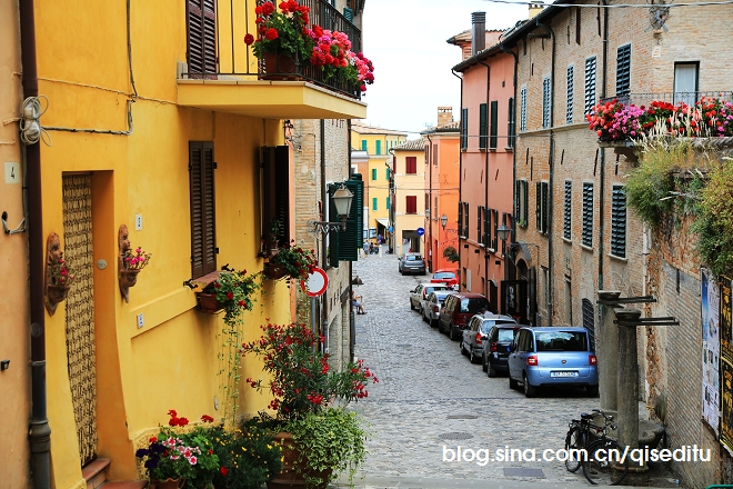 【意大利】悠闲一日，里米尼的三个小镇