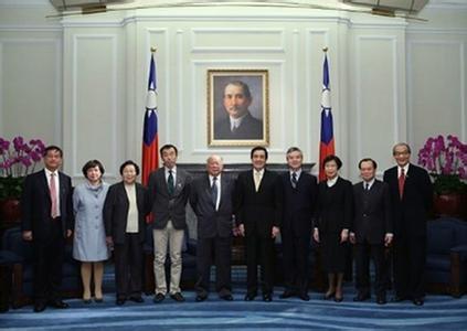 【阿呆观察】吕良彪:微博的式微与“死磕”律师的未来 【阿呆观察】吕良彪:微博的式微与“死磕”律师的未来