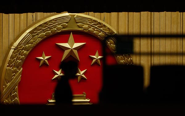法官与律师:真的是“先有鸡还是先有蛋的关系么”?! 法官与律师:真的是“先有鸡还是先有蛋的关系么”?!