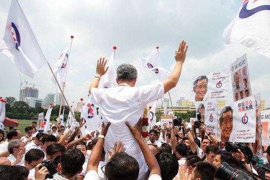 新加坡执政党压倒性获胜，为什么所有人都猜错了？