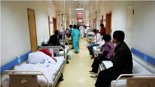 为什么中国的医院总是人满为患？