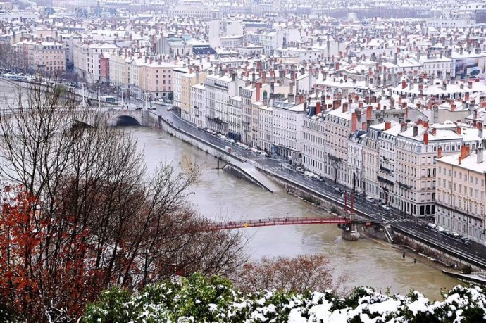 法国最美冬季，梅杰夫和里昂双城记