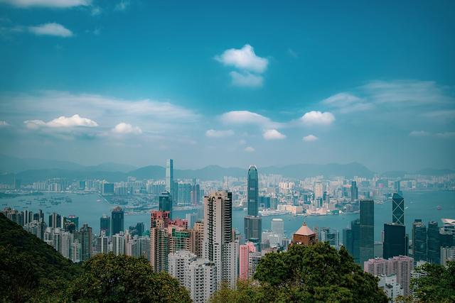 香港房价连续十五年暴涨 | 香港楼市魔咒启示录
