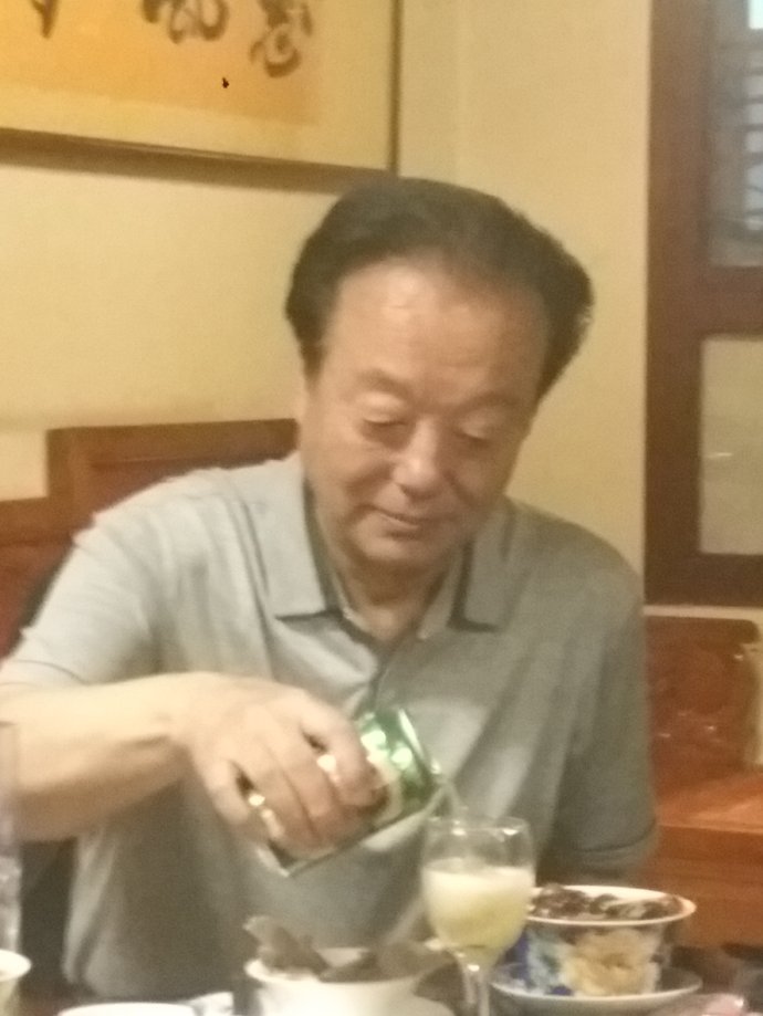 老球王老球星不谈足球却心系足球 老球王老球星不谈足球却心系足球