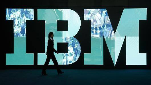 IBM净利润下降38%，旧时代巨头如何自救？