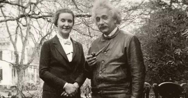 爱因斯坦的克格勃情人