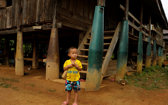 要和平，不要战争！哑弹对老挝教育的影响