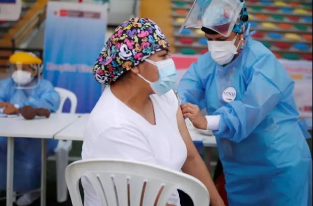 秘鲁民调显示超六成受访民众愿意接种新冠疫苗