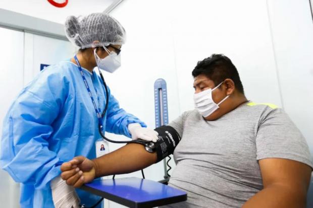 近40%的秘鲁人患有肥胖症、糖尿病或高血压