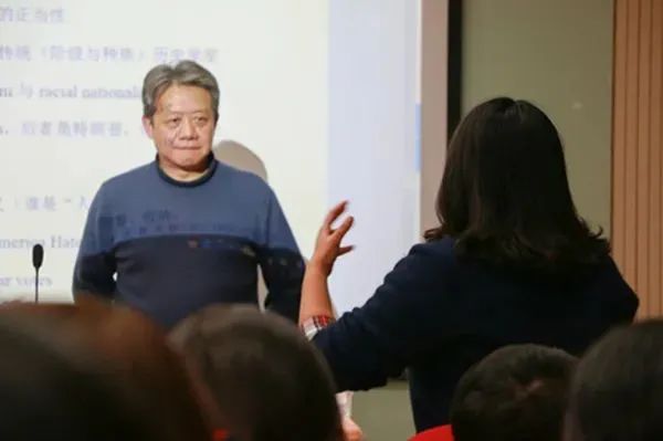 刘擎:我不鼓励年轻人不顾一切,做一个天真的理想主义者-二湘的十一维空间-财新网