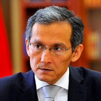 第十六届财新峰会